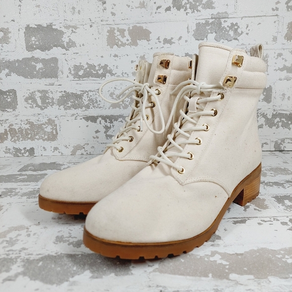 New New Michael Kors Light Cream Combat Textile Ankle Boots W381 - Picture 2 of 11